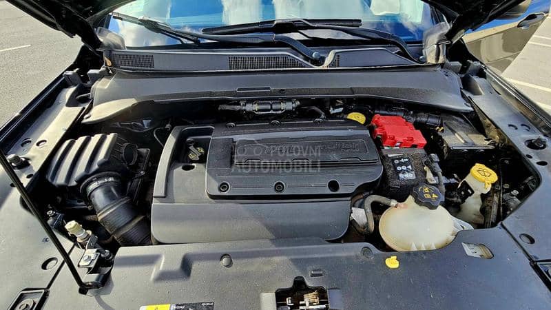 Jeep Compass 1.4 Turbo  N.O.V.