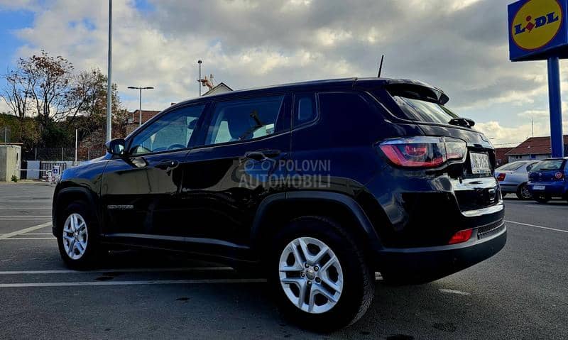 Jeep Compass 1.4 Turbo  N.O.V.