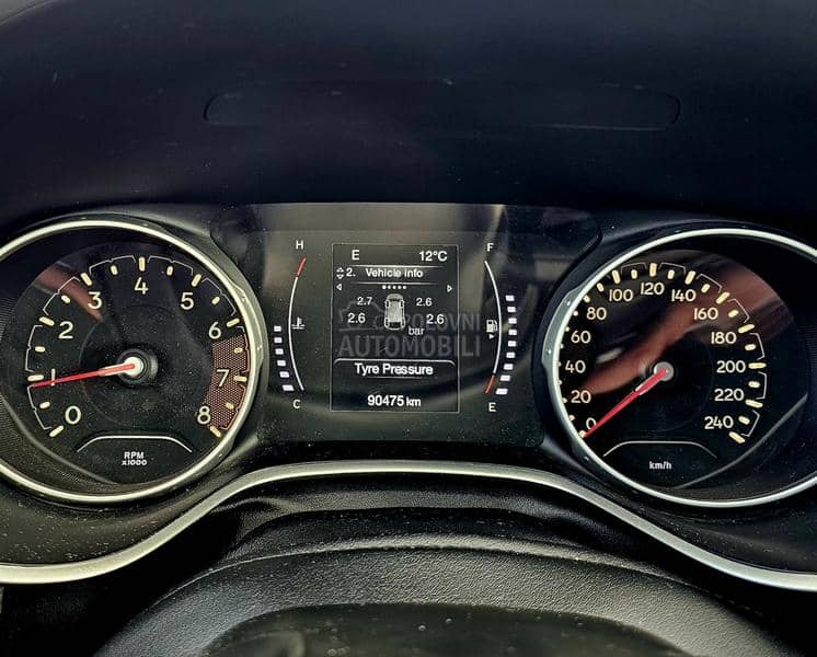 Jeep Compass 1.4 Turbo  N.O.V.