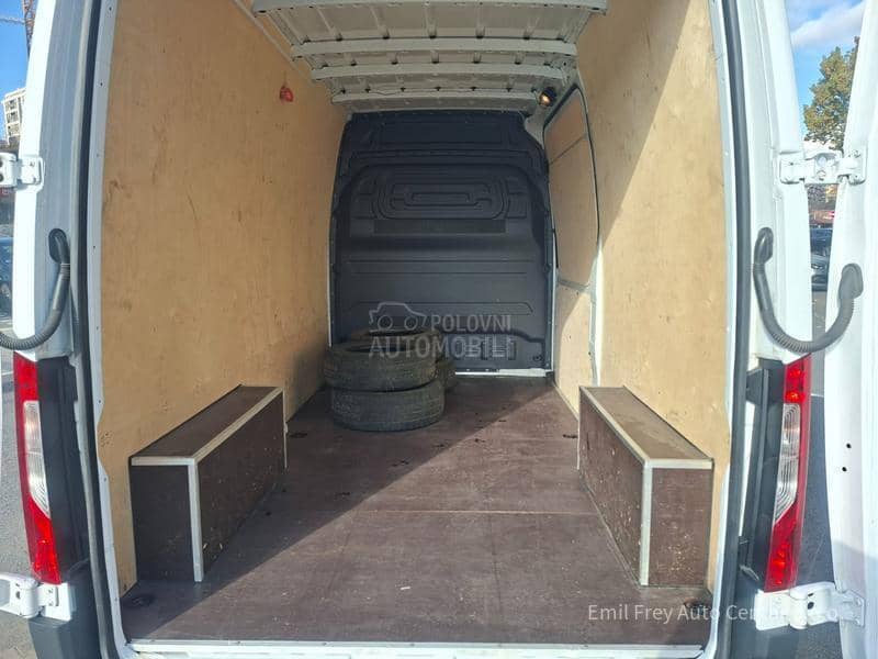 Mercedes Benz Sprinter Furgon 315 CDI KA 3924