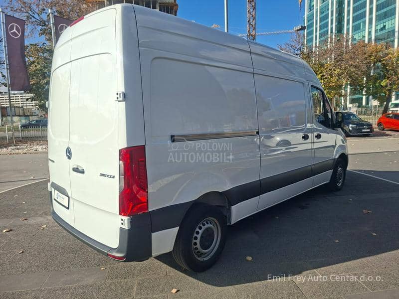 Mercedes Benz Sprinter Furgon 315 CDI KA 3924