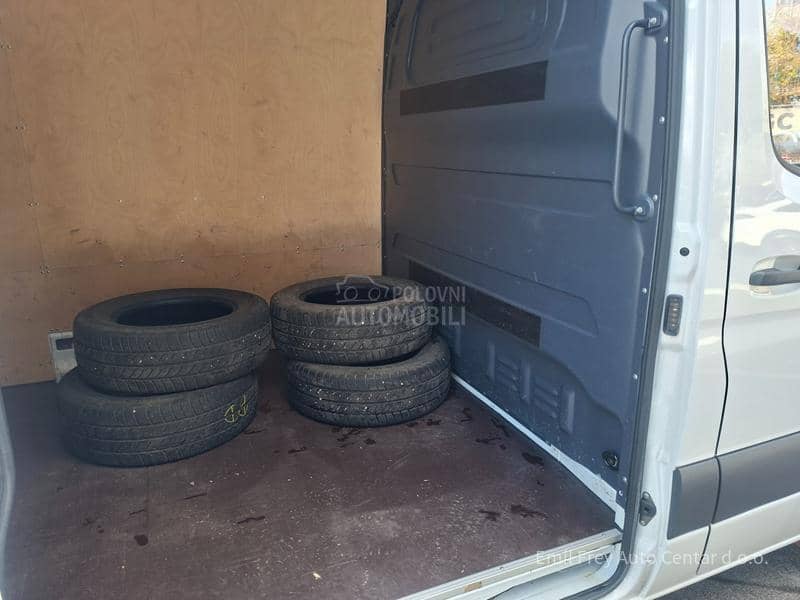Mercedes Benz Sprinter Furgon 315 CDI KA 3924