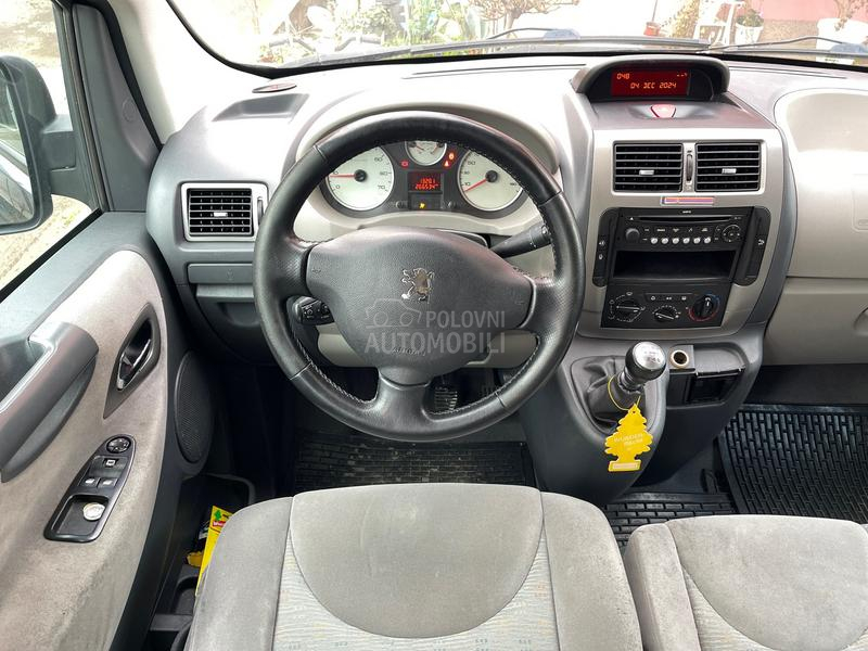 Peugeot Expert 2,0 HDI