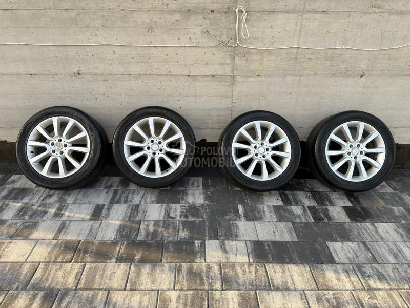 Vredestein 275/45 R19 Sve sezone