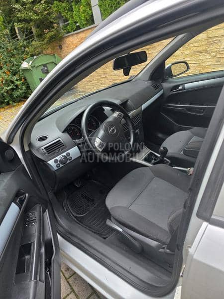 Opel Astra H 1.7 cdti