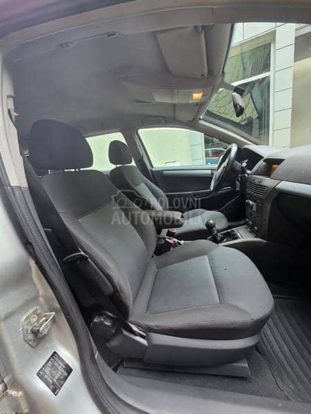 Opel Astra H 1.7 cdti