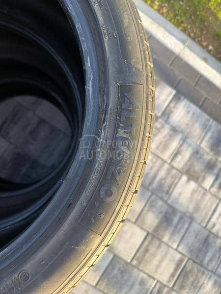 Altenzo 235/45 R18 Letnja