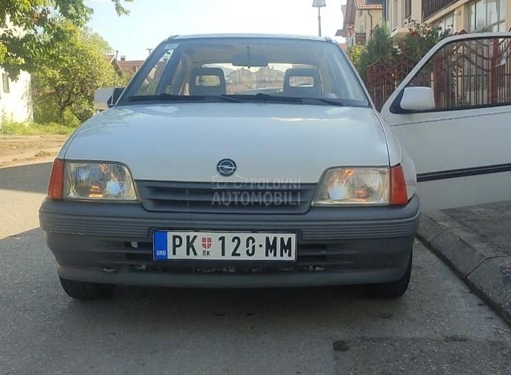 Opel Kadett Opel suza ko casa