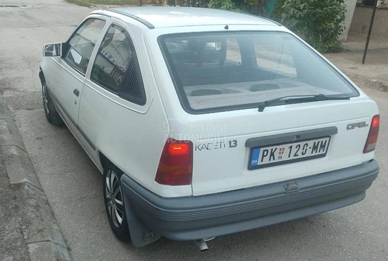 Opel Kadett Opel suza ko casa