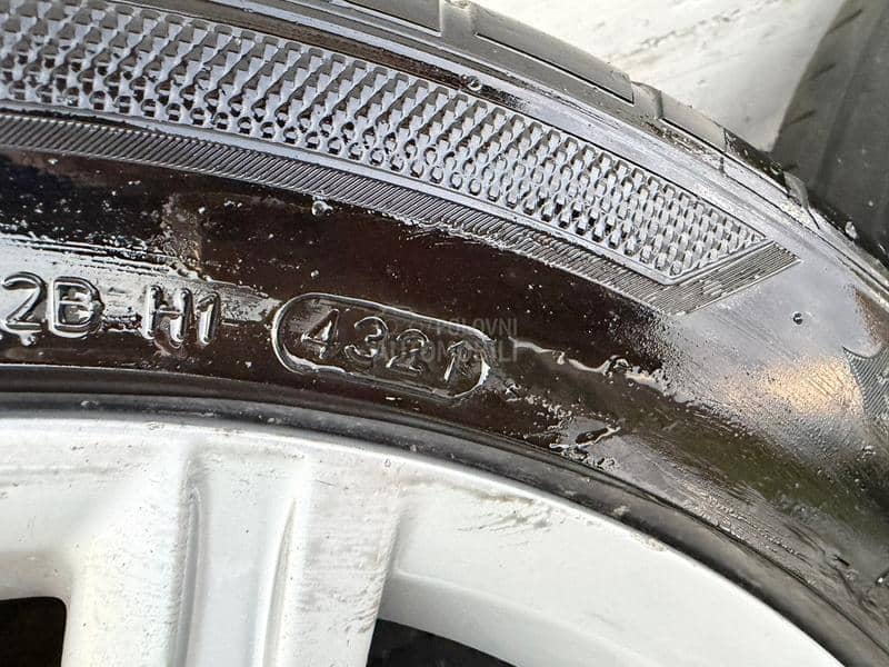 Hankook 245/45 R18 Sve sezone