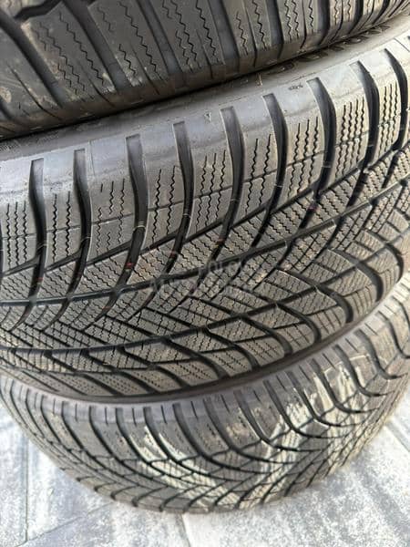Bridgestone 225/55 R18 Sve sezone