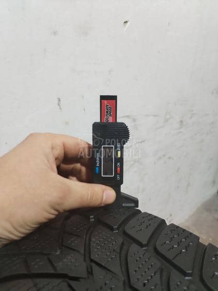 Dunlop 225/50 R17 Zimska