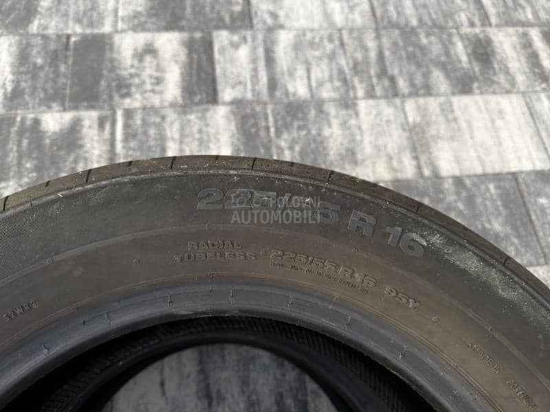 Continental 225/55 R16 Letnja