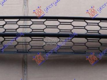 CENTRALNA RESETKA (CELA OTVORE za Škoda Octavia od 2017. do 2020. god.