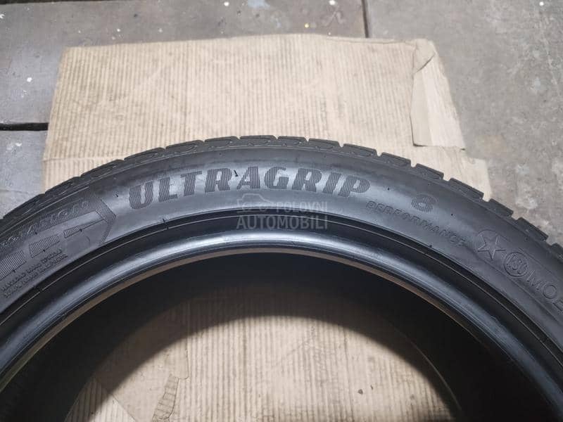 Goodyear 245/45 R18 Zimska