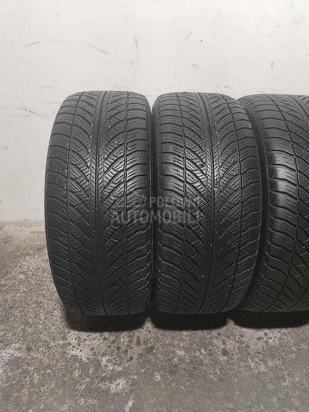 Goodyear 245/45 R18 Zimska