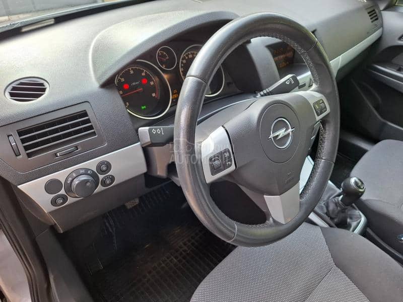 Opel Astra H 1.7cdti