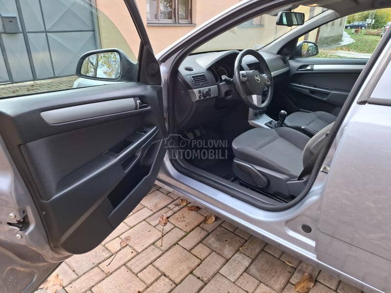 Opel Astra H 1.7cdti