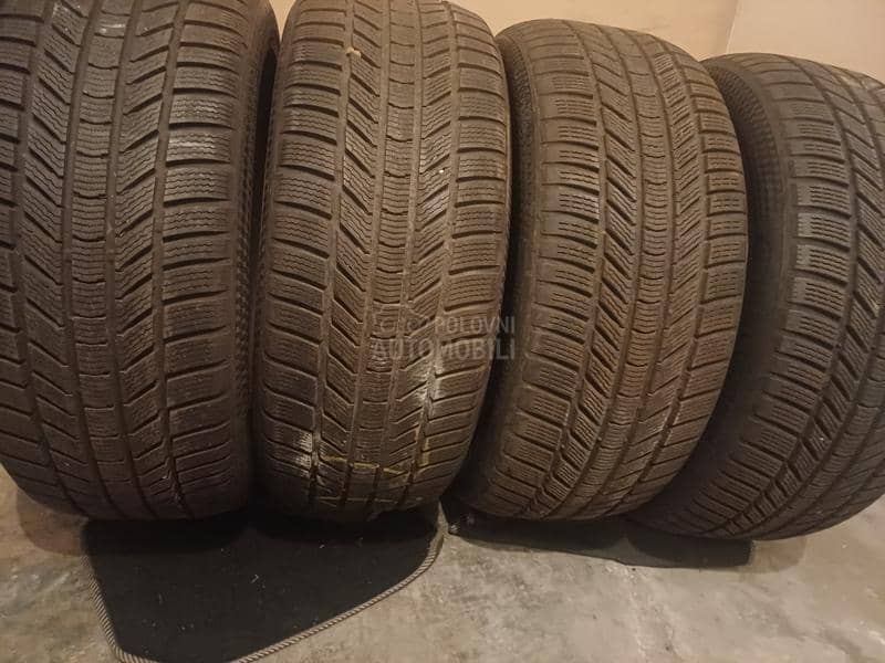 Continental 245/45 R19 Zimska