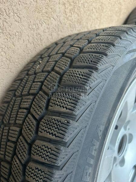 Vicleei 215/60 R16 Zimska