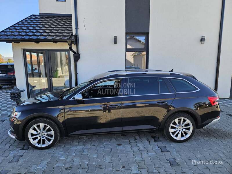 Škoda Superb Scout
