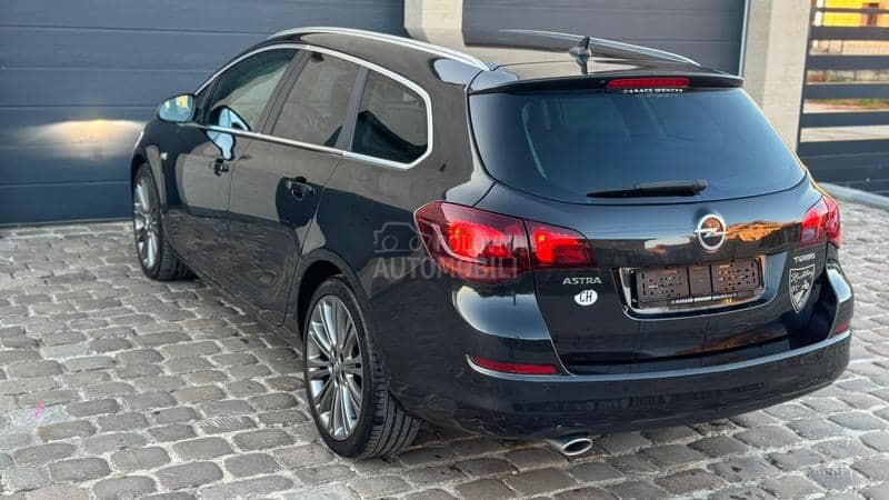 Opel Astra J 1.4 S.W.i.S.S