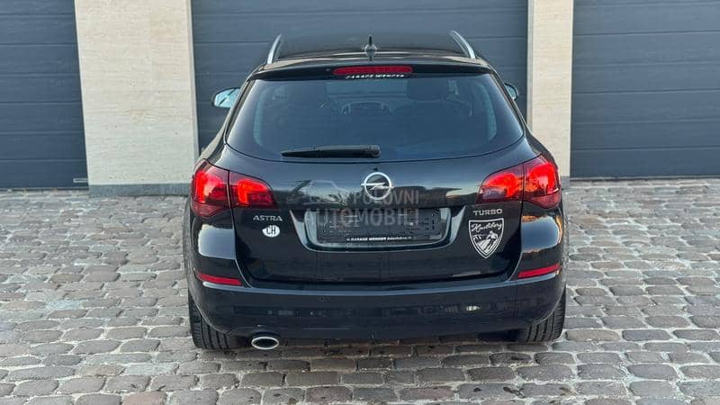 Opel Astra J 1.4 S.W.i.S.S