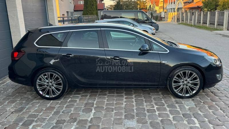 Opel Astra J 1.4 S.W.i.S.S