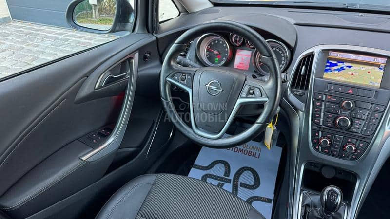 Opel Astra J 1.4 S.W.i.S.S