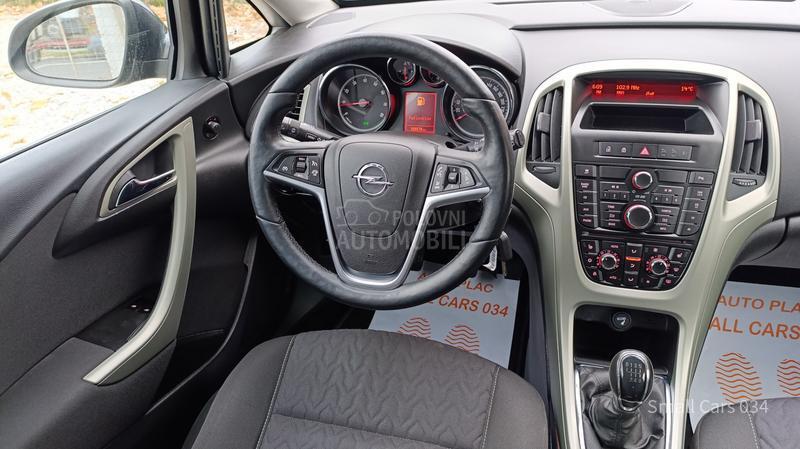Opel Astra J 1.4t  ACTIVE