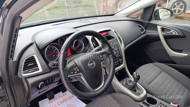 Opel Astra J 1.4t  ACTIVE