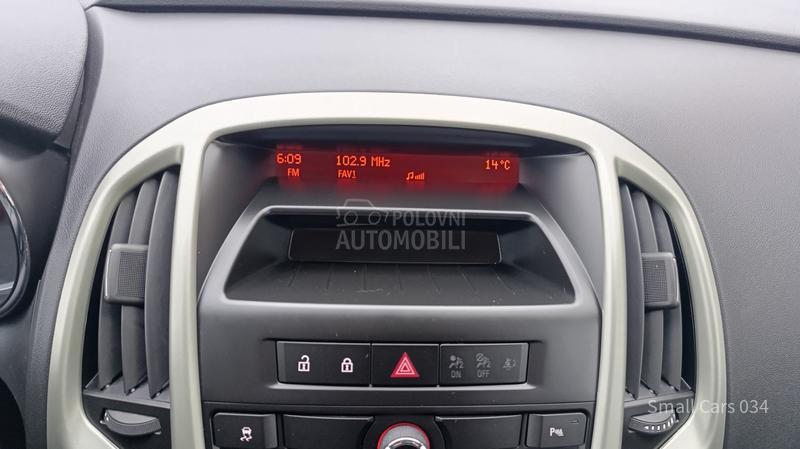 Opel Astra J 1.4t  ACTIVE