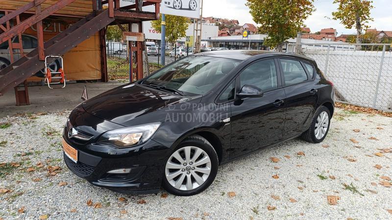 Opel Astra J 1.4t  ACTIVE