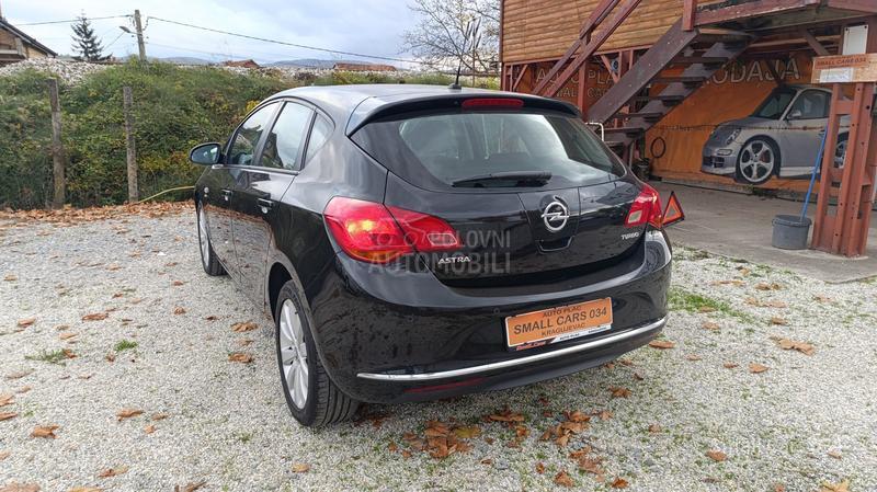 Opel Astra J 1.4t  ACTIVE