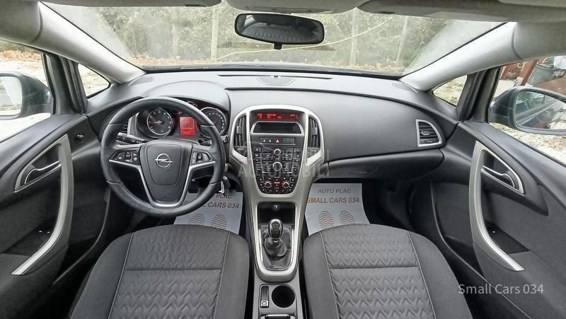 Opel Astra J 1.4t  ACTIVE