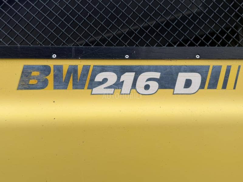 BOMAG BW 216 D4