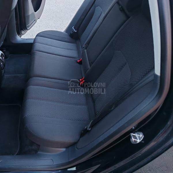 Volkswagen Passat B7 2.0 TDI DSG