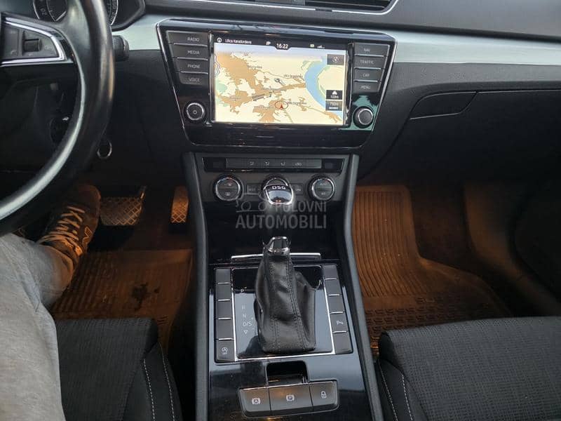 Škoda Superb 