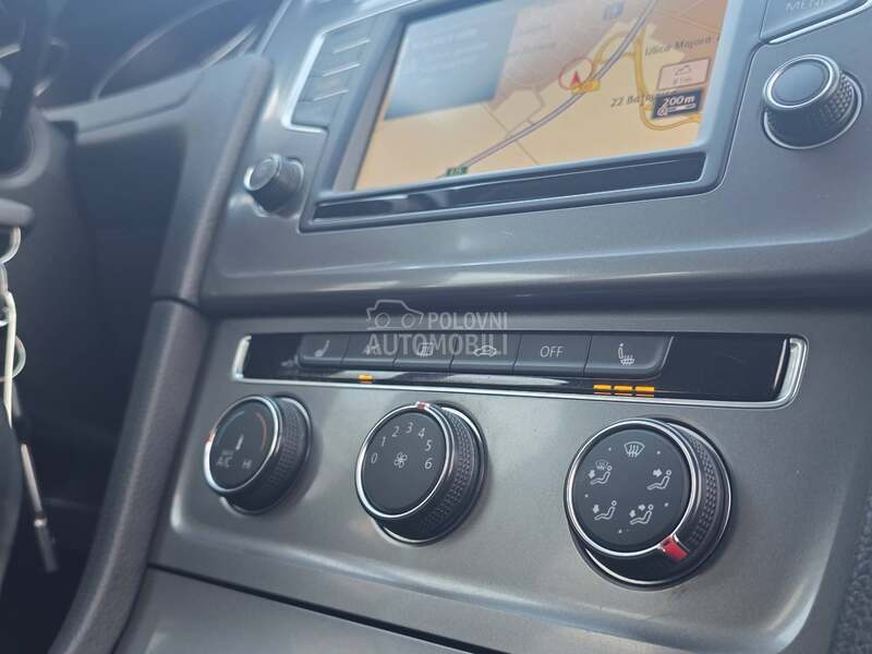 Volkswagen Golf 7 1.6 TDI/N.A.V