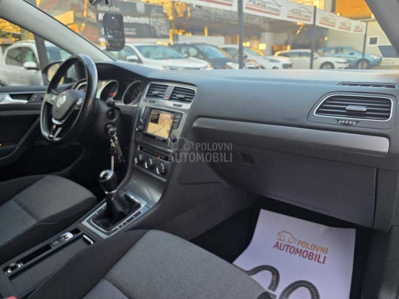 Volkswagen Golf 7 1.6 TDI/N.A.V