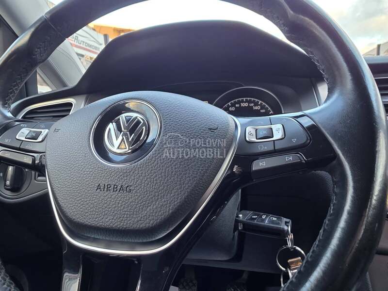 Volkswagen Golf 7 1.6 TDI/N.A.V