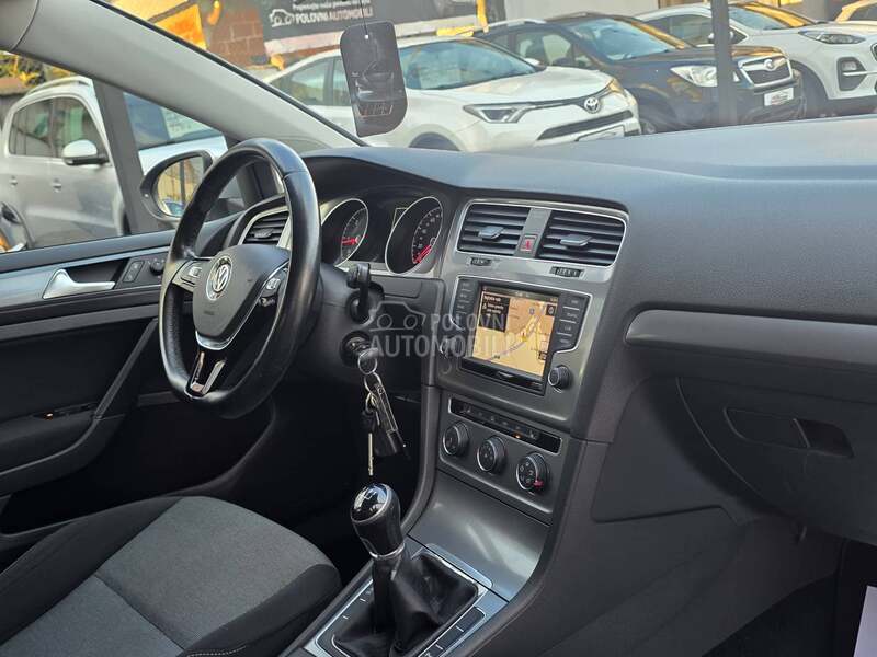 Volkswagen Golf 7 1.6 TDI/N.A.V