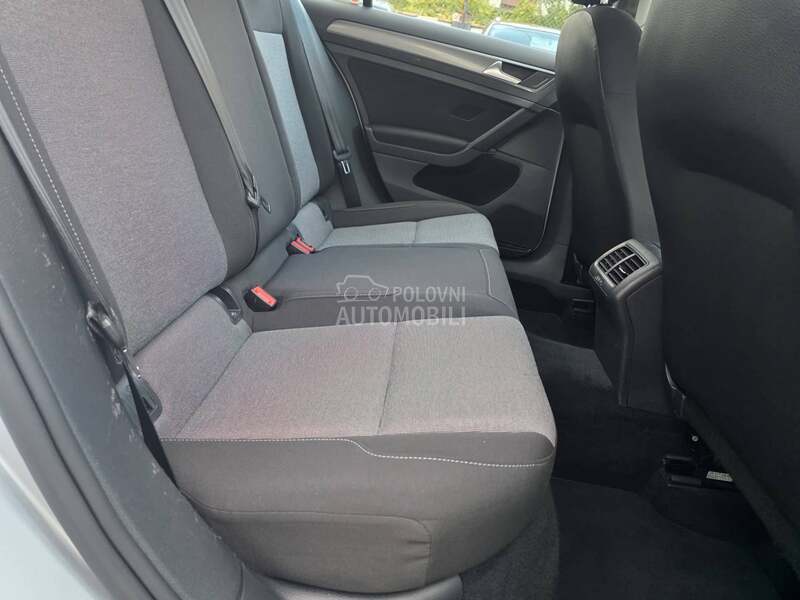 Volkswagen Golf 7 1.6 TDI/N.A.V