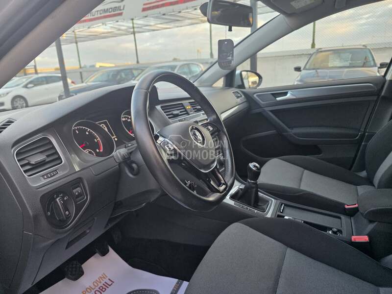 Volkswagen Golf 7 1.6 TDI/N.A.V