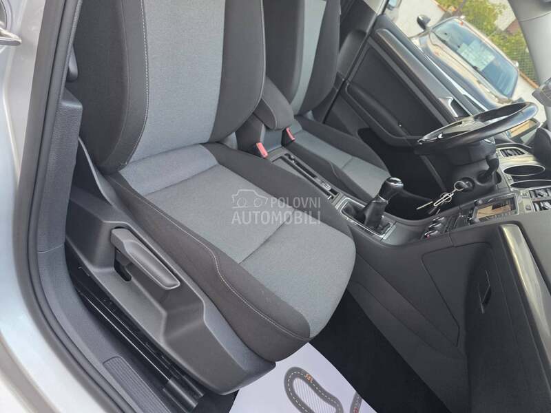 Volkswagen Golf 7 1.6 TDI/N.A.V