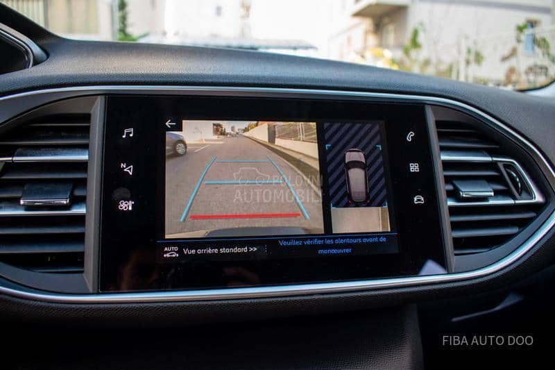 Peugeot 308 1.2 Allure EAT Led