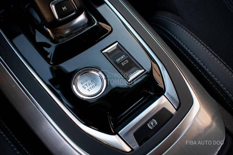 Peugeot 308 1.2 Allure EAT Led