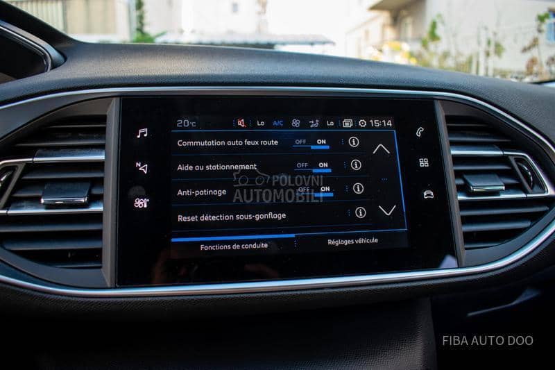 Peugeot 308 1.2 Allure EAT Led