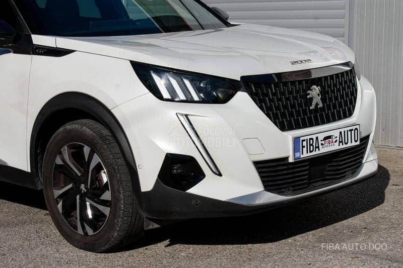 Peugeot 2008 1.2 GT LINE