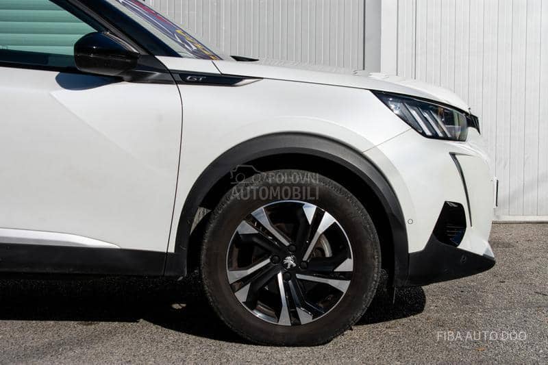 Peugeot 2008 1.2 GT LINE